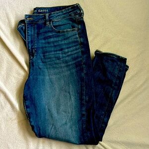 American Eagle Super High Rise Jegging - SHORT